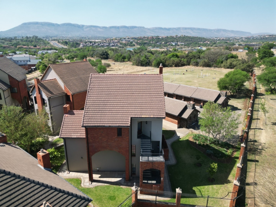 To Let 3 Bedroom Property for Rent in Landsmeer Residential Estate North West